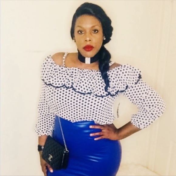 Off Shoulder Black & White Polka Dot Blouse - Picture 7 of 7